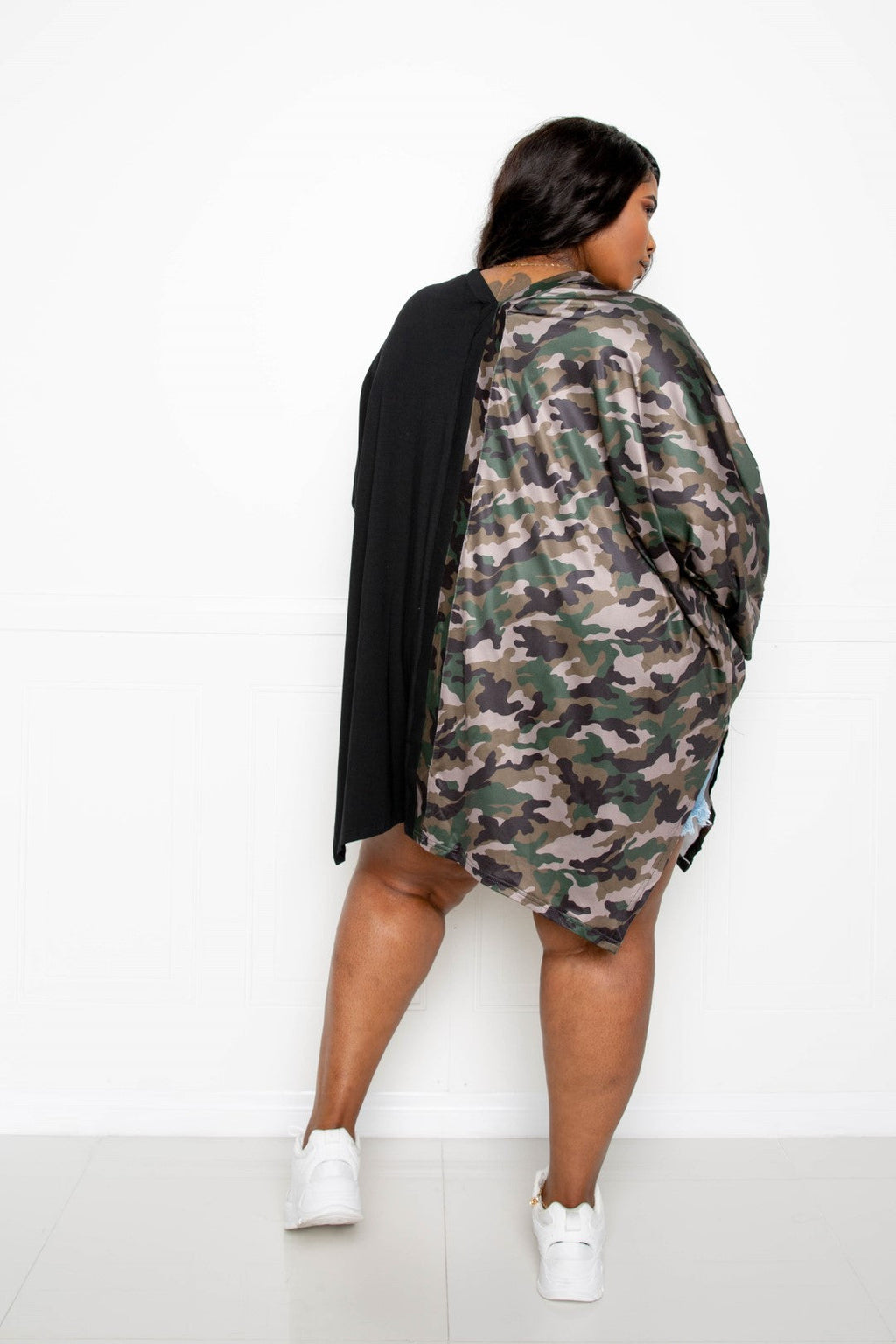 OVERSIZED CAMO PRINT CAPE TOP