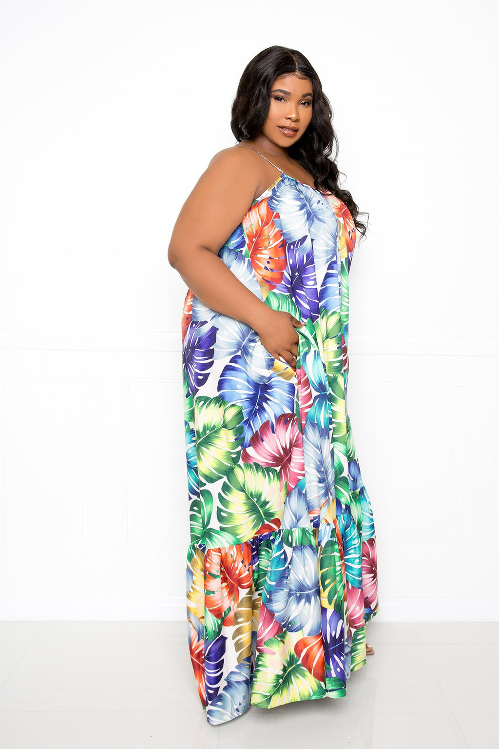 TROPICAL VOLUMINOUS MAXI DRESS